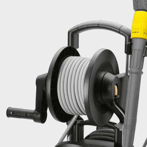 Аппарат высокого давления Karcher HD 7/10 CXF - <h3>Для экономии сил и времени: пистолет EASY!Force и быстродействующие разъемы EASY!Lock</h3>
Возможность продолжительной работы без переутомления благодаря пистолету EASY!Force. Прочные и долговечные разъемы EASY!Lock в 5 раз ускоряют присоединение и отсоединение принадлежностей в сравнении с резьбовыми разъемами.