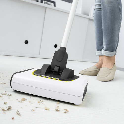 Электровеник Karcher KB 5 Premium - <h3>Адаптивная технология уборки</h3>
<p>
	 Удаляет мусор со всех напольных покрытий. Инновационная подвижная кромка для оптимального подметания.
</p>