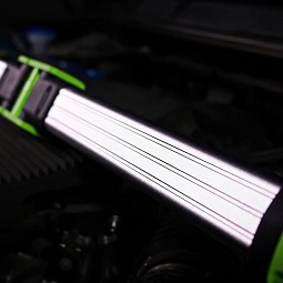 Аккумуляторный подкапотный LED-прожектор Greenworks G24UHL, 24v (без АКБ и З/У) - изображение 2